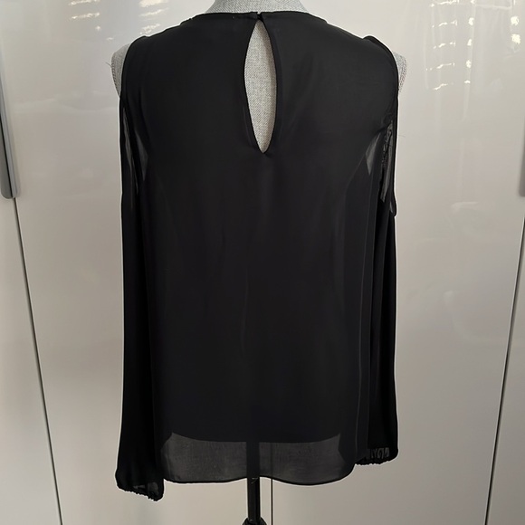 MICHAEL KORS Long Sleeve Blouse Cold Shoulder, Size M - Picture 4 of 7